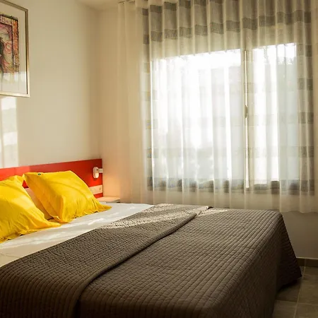 בית נופש Sonnige Ferienvilla Medes Mar By Interhome